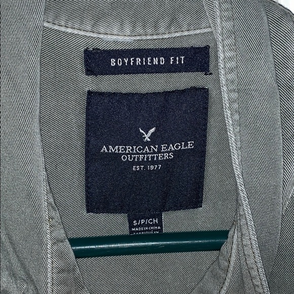Army green American Eagle soft button down - Picture 3 of 3